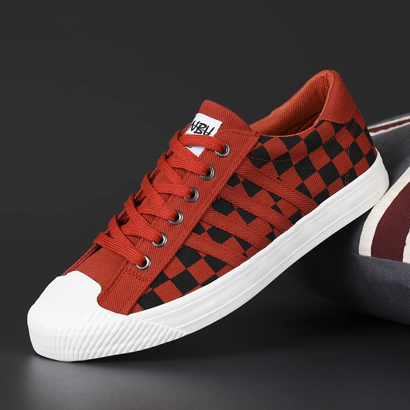 

2022 New Fashion Men's Casual Shoes Red Checkered Man Canvas Shoes Breathable Espadrille Men Flat Classic Men's Spring Sneakers