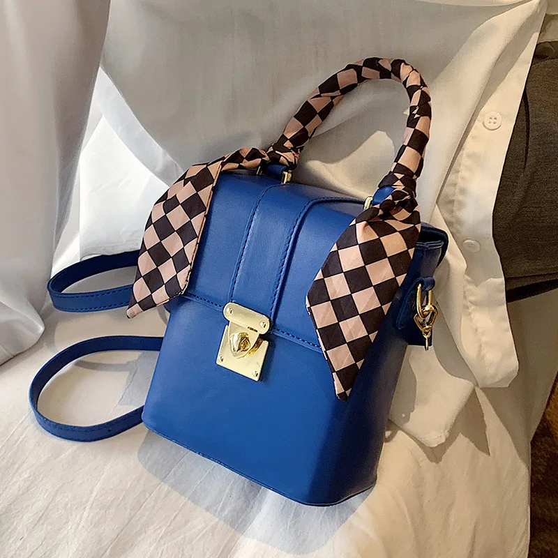 

Popular Blue Bag Women's 2022 New Messenger Fashion Shoulder Bag Purses and Handbags Luxury Designer Lipstick Bag