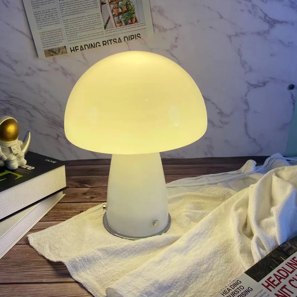 

Nordic ins Mushroom Table Lamp Living Room Sofa Bedroom Bedside Study Mushroom Table Lamp LED Stained Glass Table Lamp Art Deco