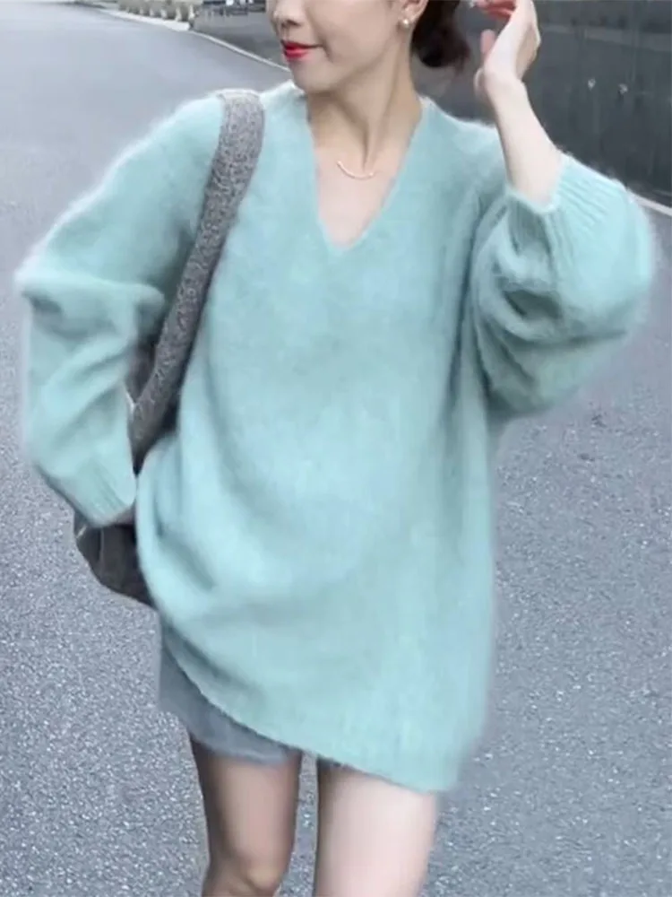 Мягкий клейкий вязаный свитер больших размеров с v-образным вырезом женский