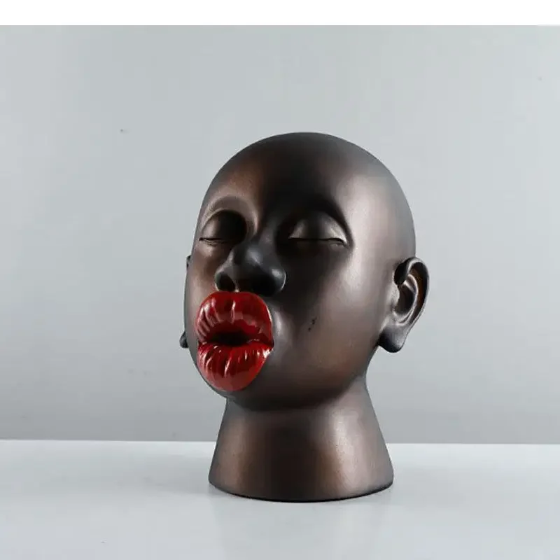 Статуя персонажей губок