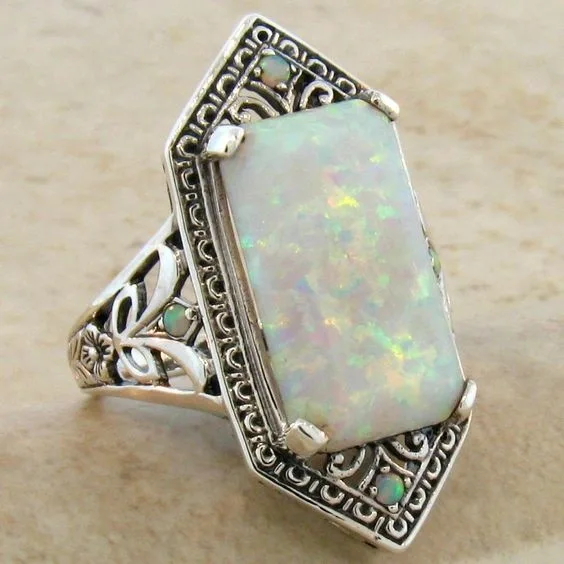 

New Square White Opal Ancient Silver Ring Female European and American Brides Wedding Hand Jewelry Personalized Jewelry