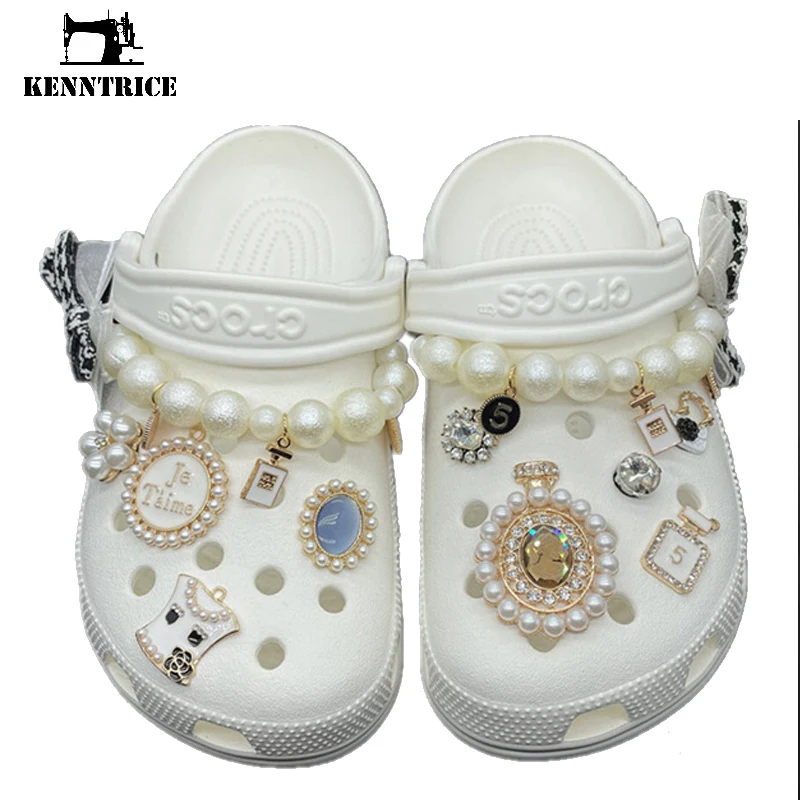 

New Arrival Shoes Charms Design Croc Charms Bling Rhinestone Girl Gift Glo Clog Decoration Metal Backpack Butterfly Accessories