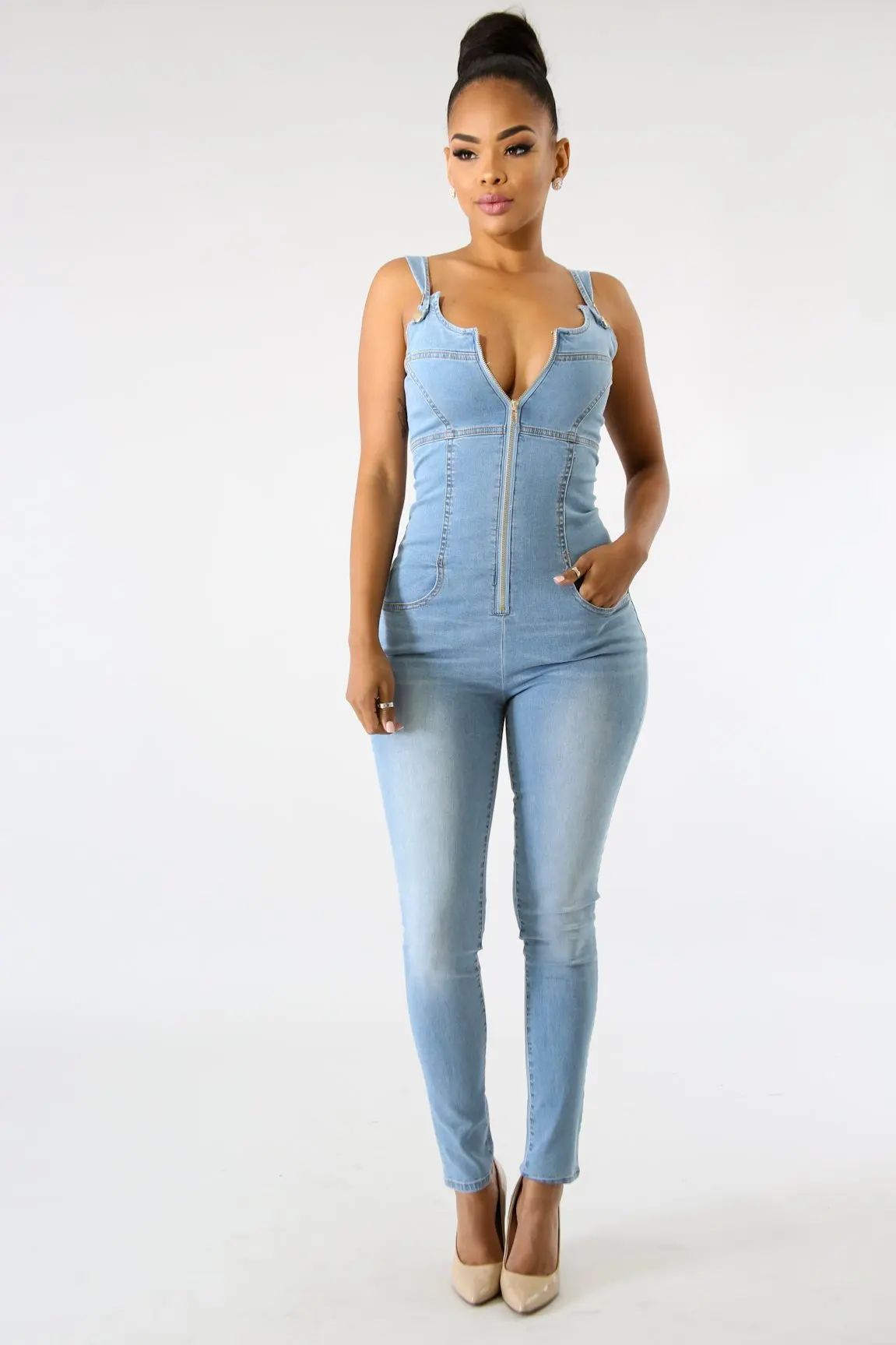 

2022 women's denim, slim halter neck, slim chest zipper, jumpsuit jeans