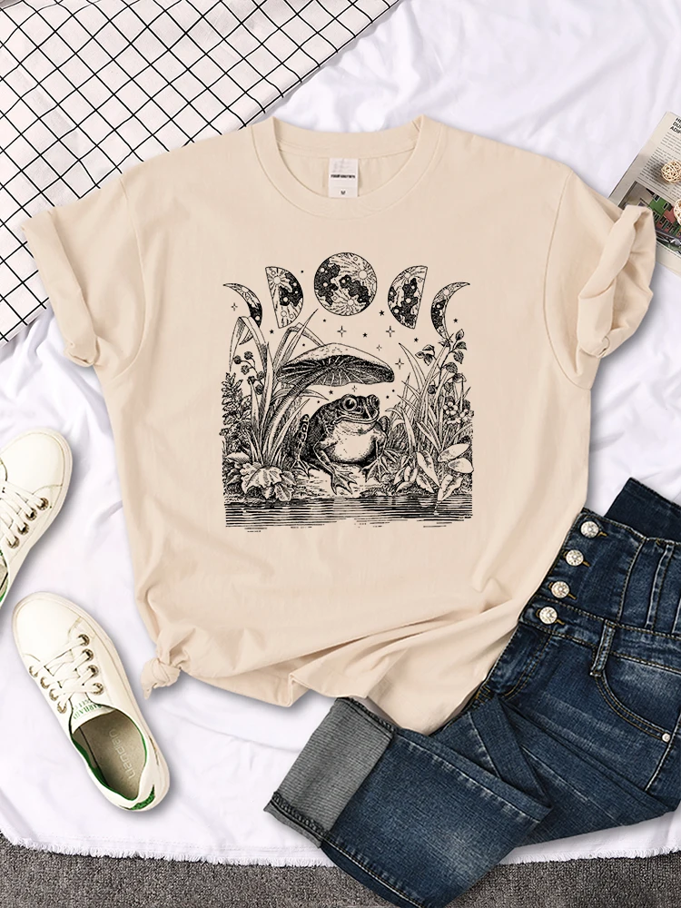 Cute Cottagecore Aesthetic Frog Mushroom Moon Witchy T Shirt Women Street Tshirts O-Neck Casual Short Sleeve Hip Hop Tee Clothes