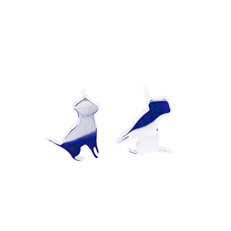 

High Quality Simple Plain Cute Platinum Plated Dog Piercing Stainless Steel Small Stud Earring Women Jewelry Anti-Allergy Gifts
