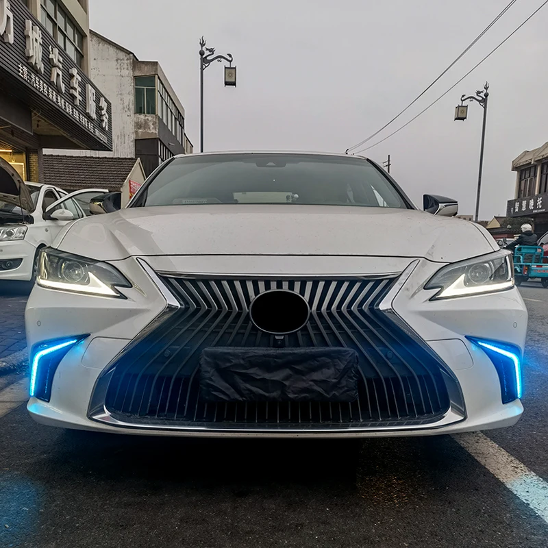 Фото Подходит для Lexus ES200260300350500 2018-2025 годов, фонарь переднего бампера, передняя противотуманная фара, дневные ходовые огни, аксессуары для указателей поворота №2