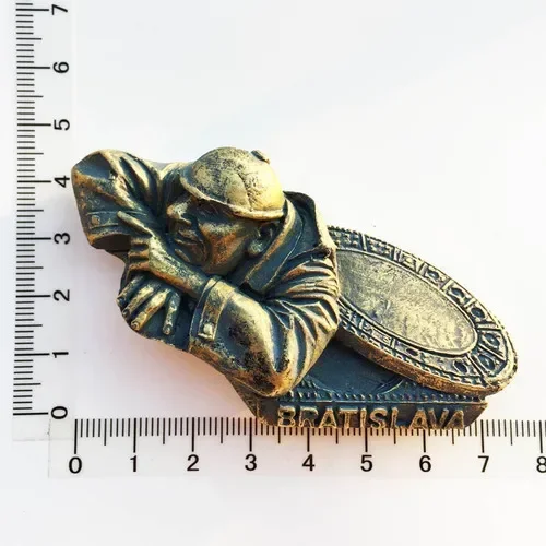 

Магниты на холодильник в словакию, столица Братислава, Словакия, достопримечательности, декоративные поделки, магнитная наклейка на холодильник