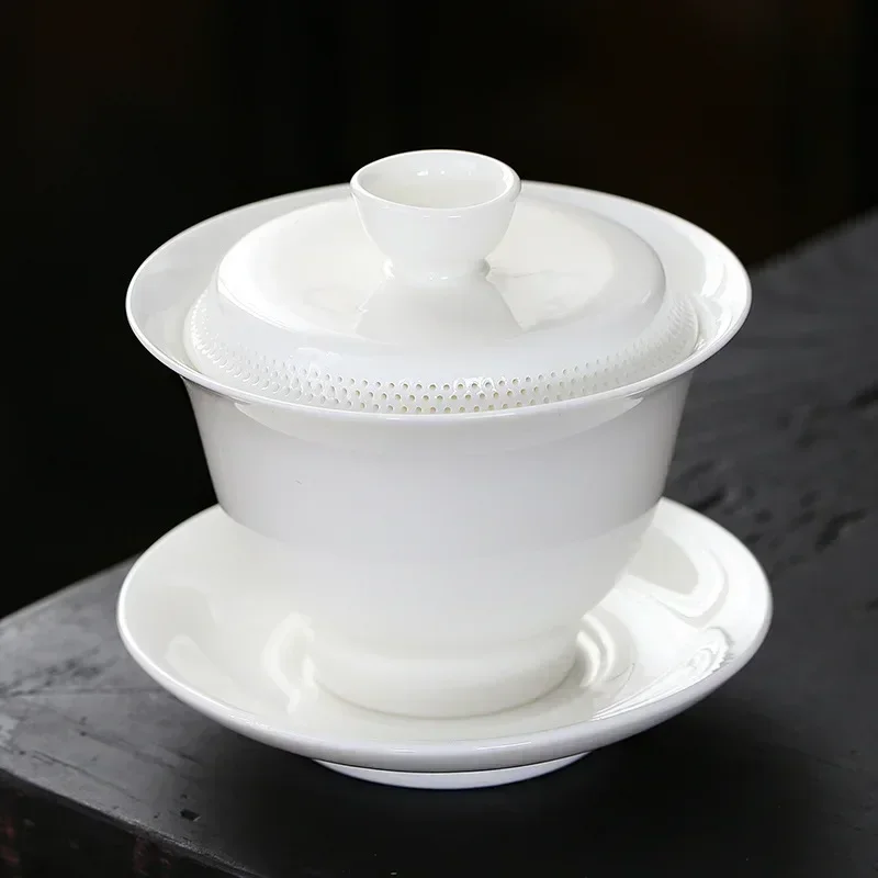 

Белый Фарфоровый Чайный Набор Гайвань 160 Мл, Одиночная Керамическая Чашка С Фильтром, Термостойкий Дизайн