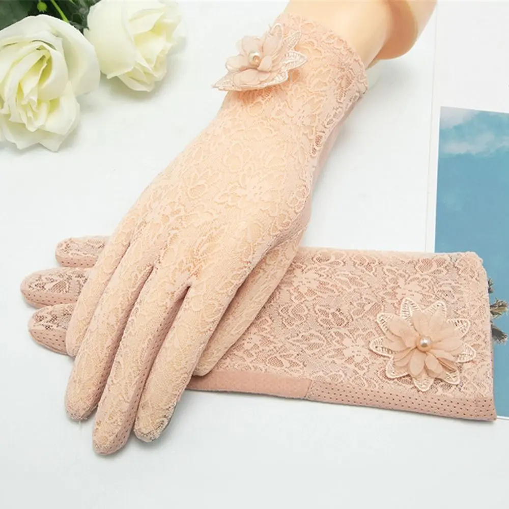 

Fashion Non-Slip Riding and Driving Summer Ice Silk Lace Gloves Flowers Mittens Sunscreen Gloves