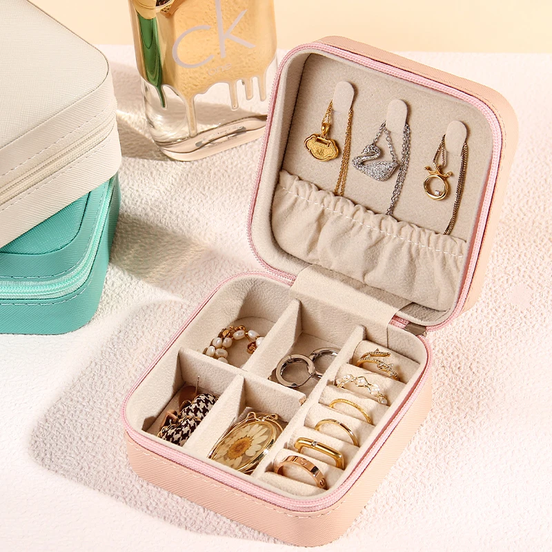 Jewelry Organizer Display Travel Jewelry Case Boxes Portable Locket Necklace Jewelry Box PU Leather Storage Earring Ring Holder