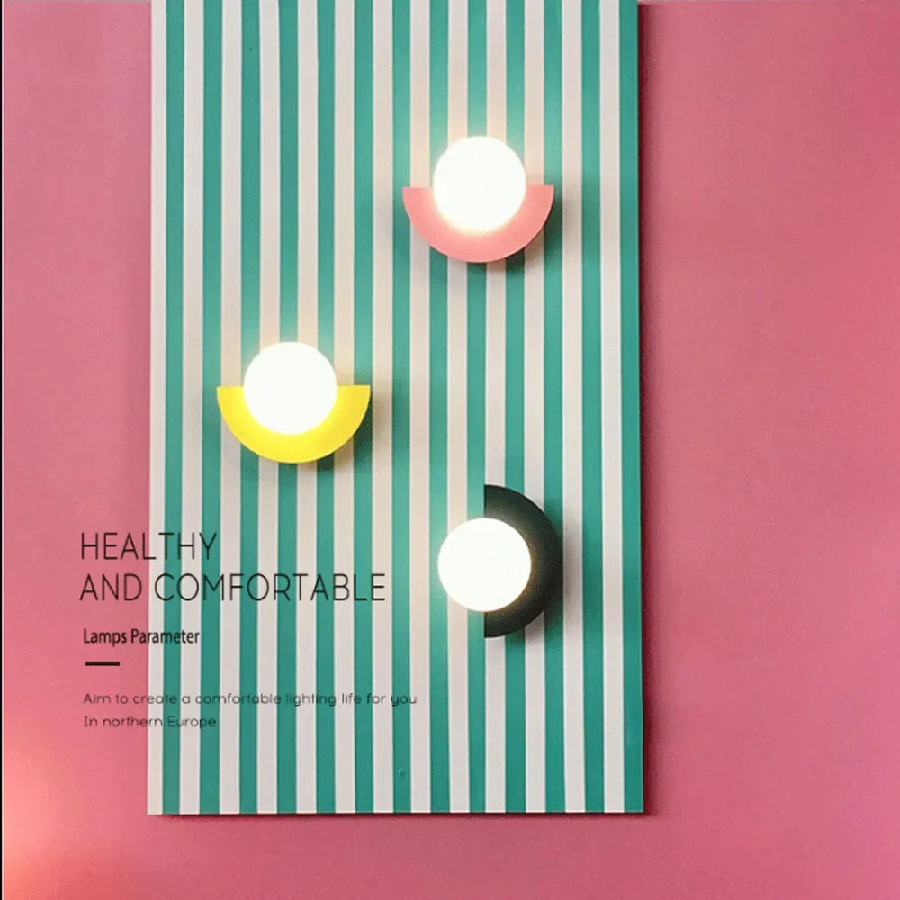 Настенный светильник прикроватный в скандинавском стиле простой цветной