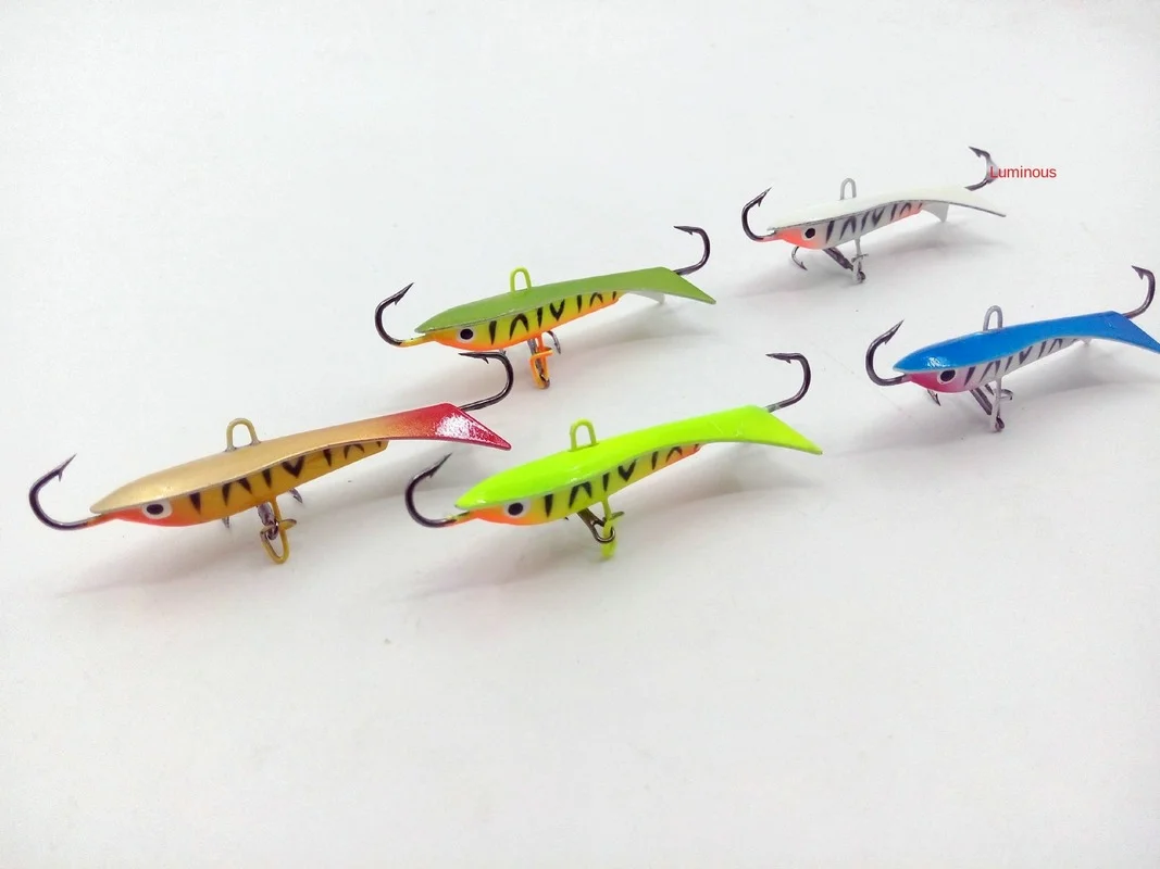

1 Pcs Balance Ice Fishing Hook Lure 60mm/9.5g Metal Lure Fake Fish Mini Lead Fish Fake Lure