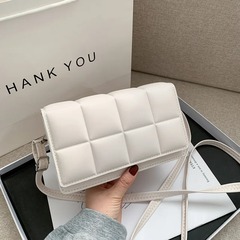 

The New 2022 Joker Pure Color Fashion Square One Shoulder His Hand Bag