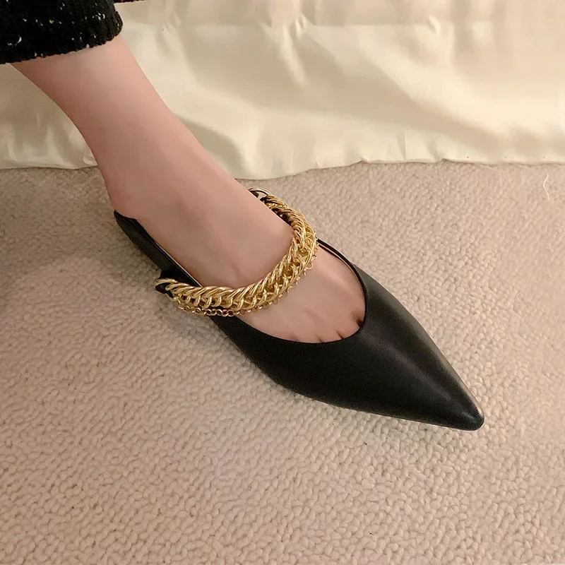 Удобная женская обувь из мягкой кожи большого размера на плоской подошве с