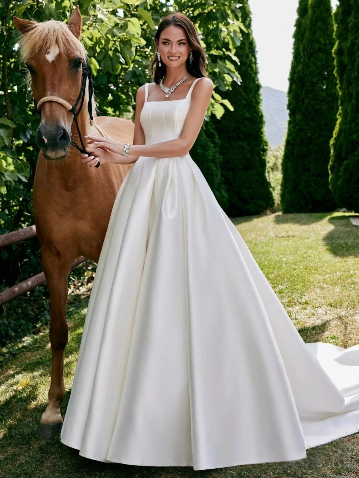 

Новая шелковая юбка с квадратным вырезом на плечах Простой Благородный Элегантный Блестящий чистый вечерний свадебный наряд