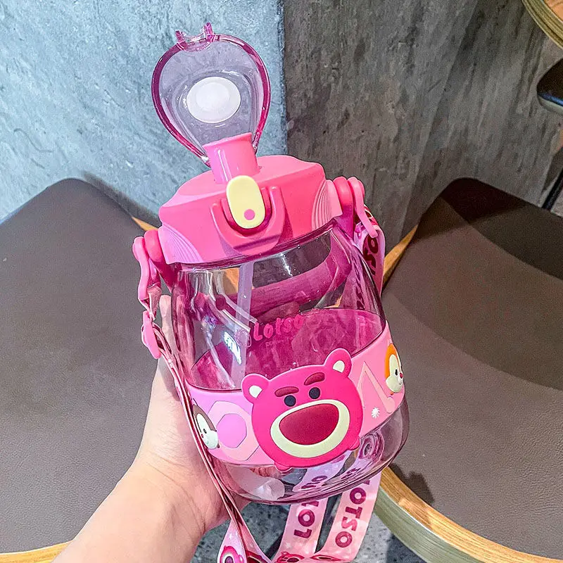 

Kawaii Disneyed Strawberry Bear Cartoon Cup Girl Heart Pink Student Large-Capacity Ins Straw Plastic Kettle Holiday Small Gifts