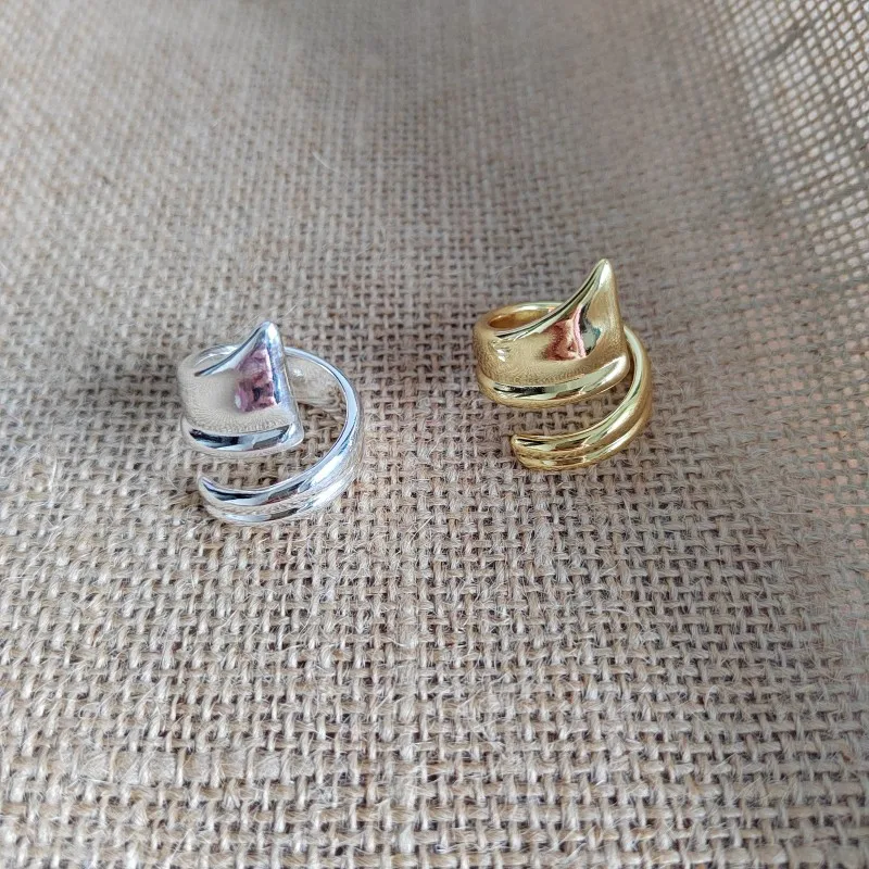 

MAY Spain unode geometric ring European and American ornaments men and women of the same style tide gift one piece of hair
