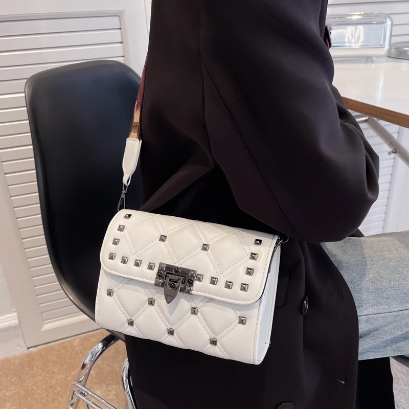 Handbags 2023 Summer New Trendy High Quality Shoulder Messenger Bags Women Purse And Handbags Unique Designer Small Square Bags