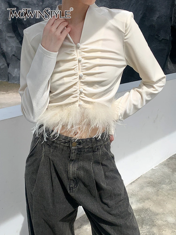 

Женская блузка с перьями TWOTWINSTYLE, однотонная бархатная блузка составного кроя с V-образным вырезом и длинным рукавом, со складками, 2019