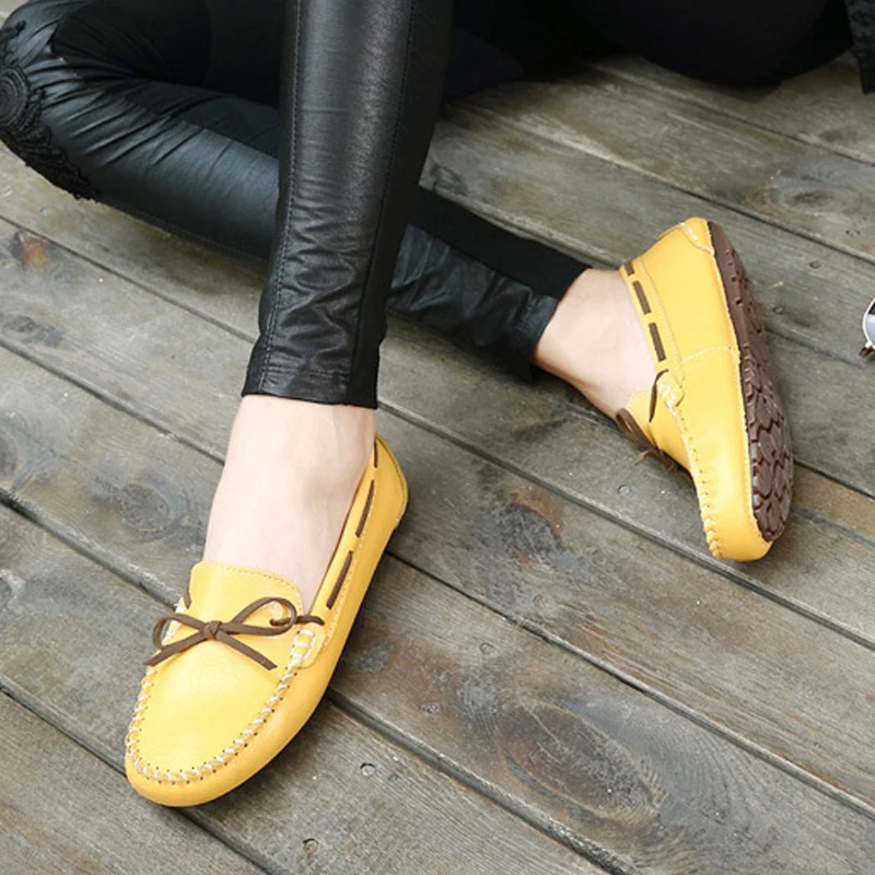 Genuine Leather Women Flat Shoes Slip on Winter Ladies Nurse Shoes 2022 New Lightweight Warm Plush Female Fur Loafers Size 35-41