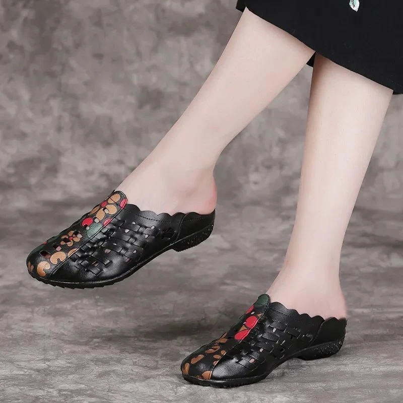 

Mum's Leather Slippers,2022 Women Soft Summer Shoes,Close Toe Slides,Low Heels,Comfortable for Wearing,Black,Dropshipping C1-43
