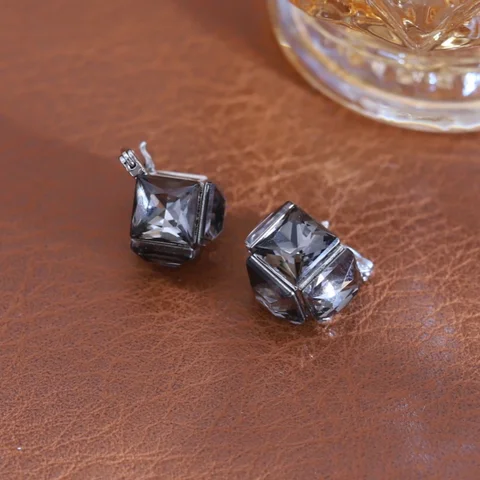 2025 корейский новый дизайн, модные украшения, роскошные квадратные серые серьги-корзины с кристаллами, элегантные женские повседневные рабочие аксессуары