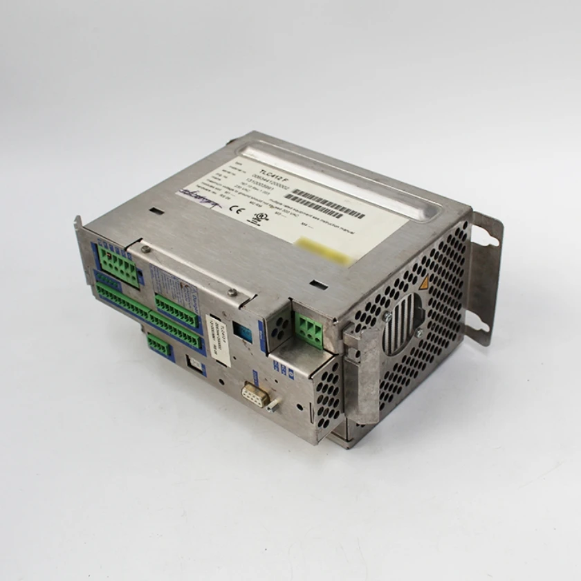 

TLC412F используется в хорошем состоянии