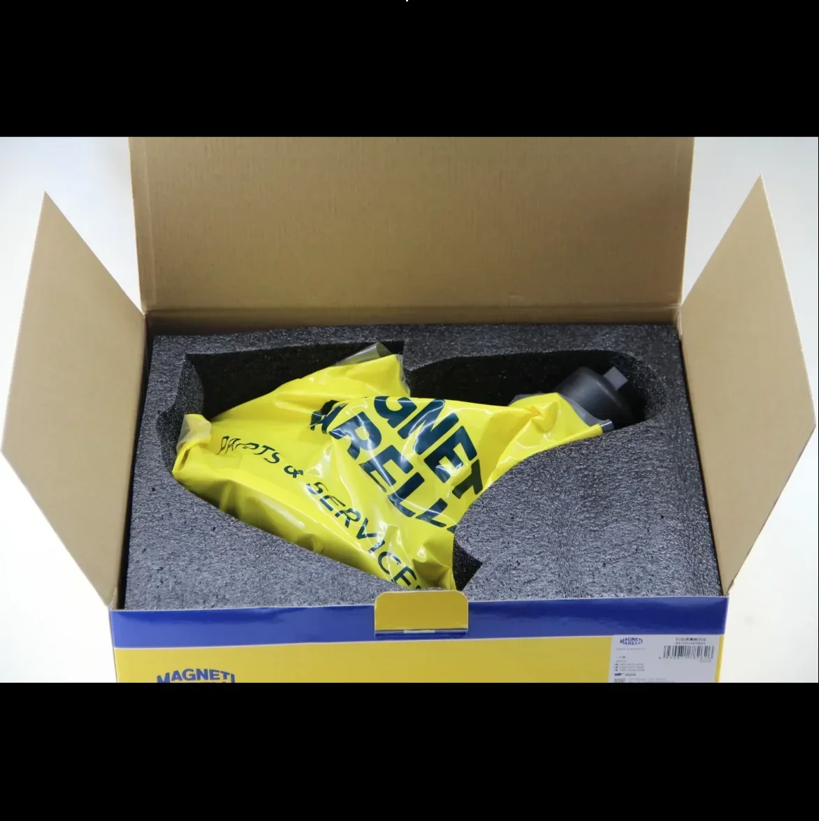 Фото Оригинальный масляный радиатор Magneti Marelli 11428583895 для F20 F30 G20 G11 G15 G01 G02 G05 G06 G07 №4
