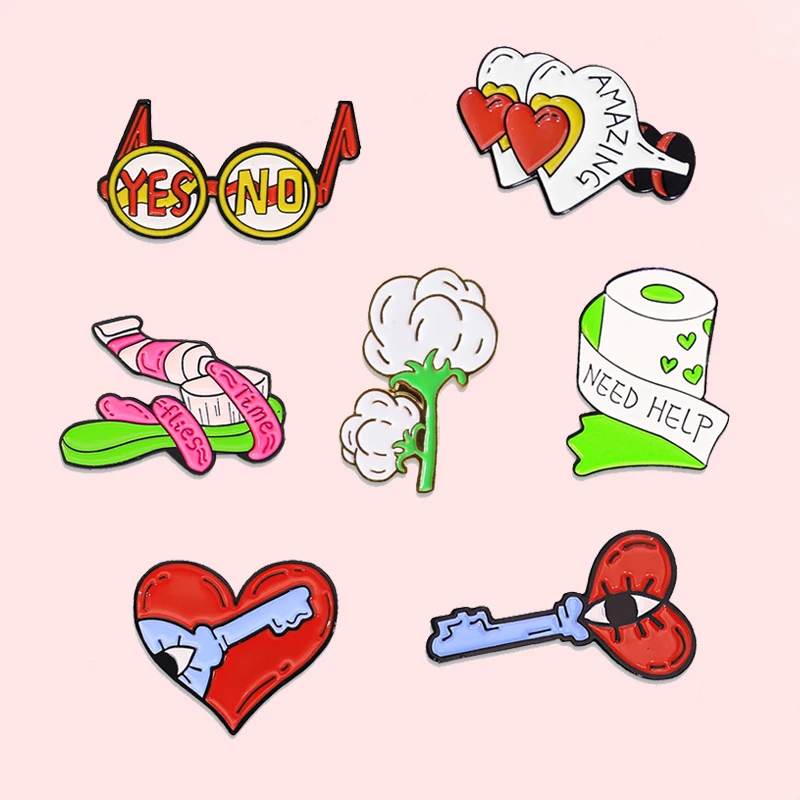 

Creative Cartoon Yes No Amazing Heart Glasses Need Help Roll Paper Heart Key Brooch Fashion Punk Badge Jewelry Gifts for Friends
