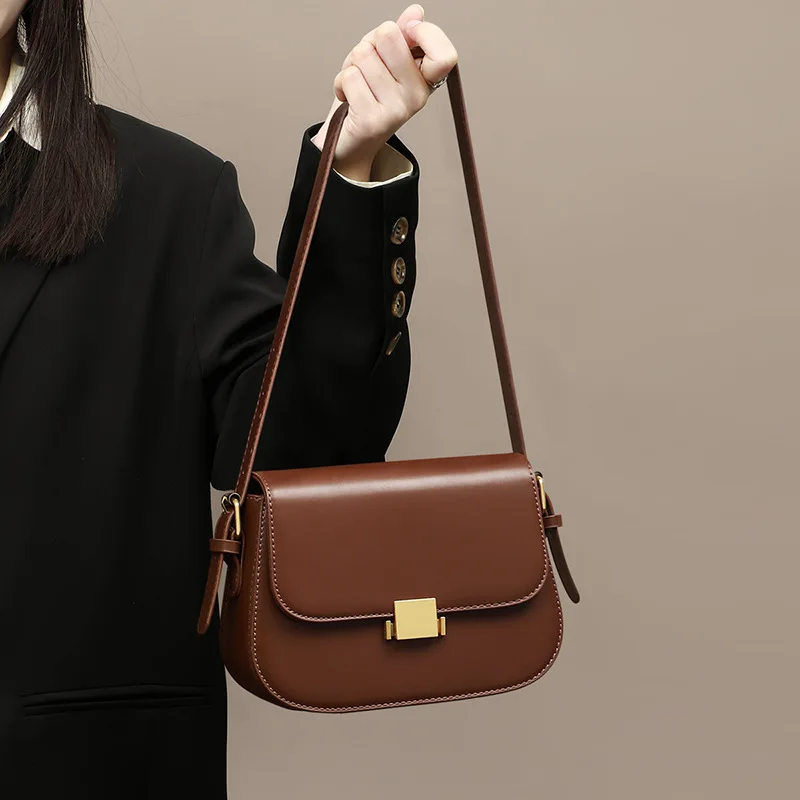 

Pure leather shoulder bag women's large capacity new simple crossbody bag luxury fashion high-end ins underarm tofu bag