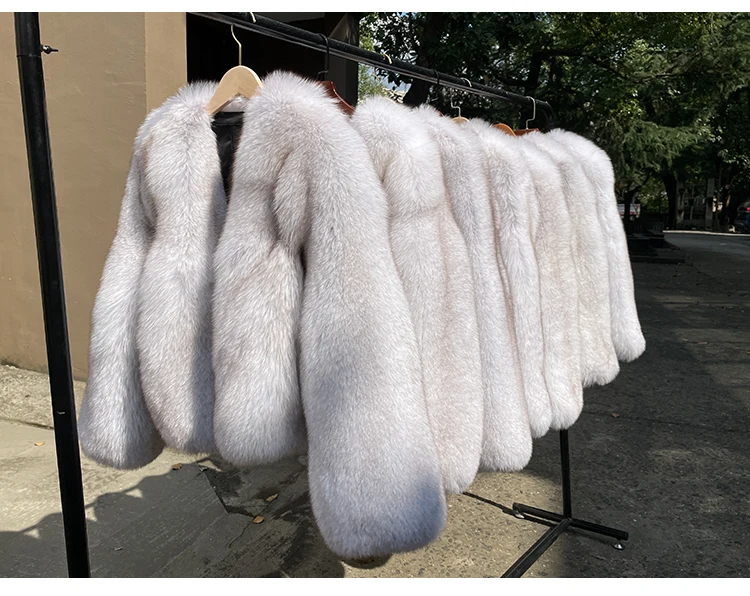 Luxury Real Fur Coat  Whole leather fox fur coat Winter Jacket Women Natural Fox Fur Thick Warm Outerwear Streetwear New Fashion