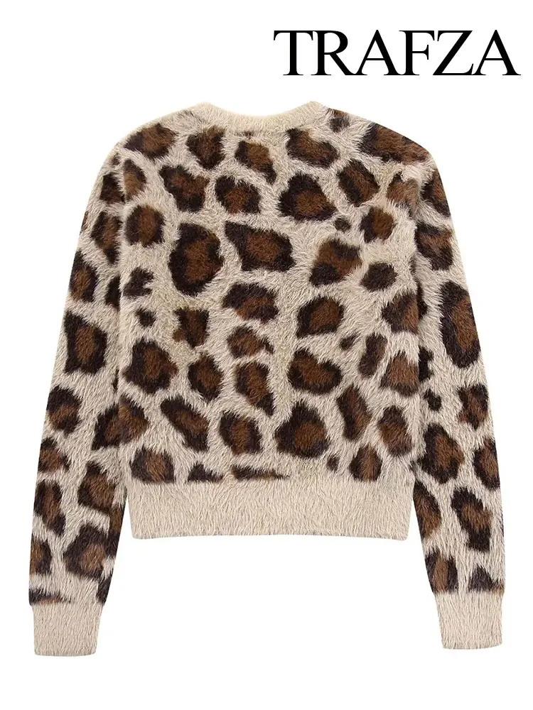 Кардиган женский весенний трикотажный однобортный на пуговицах