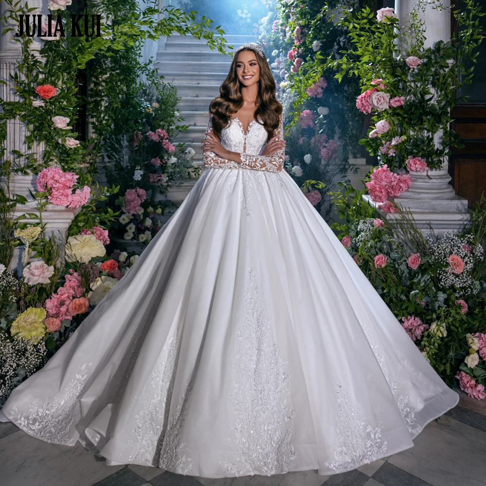 

Julia Kui New Arrival Full Sleeves Ball Gown Wedding Dresses Beading Pearls Appliques Lace Sweetheart Bridal Skits