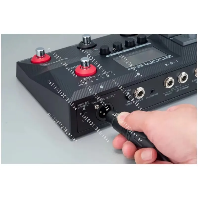 Фото Технология аудиоинтерфейса Zoom Multi-Layer IR Amp and Effects Emulator и 6 культовых моделей DI Zoom B2 Four №1