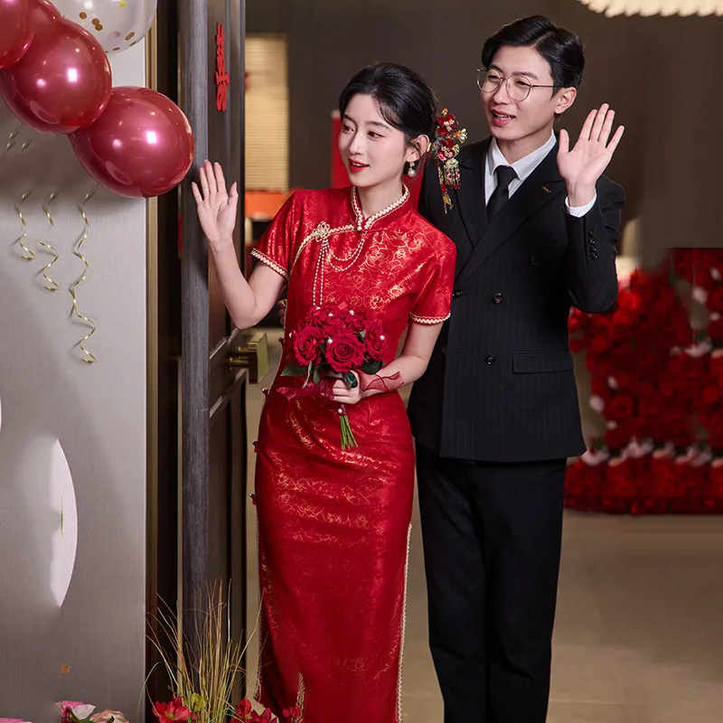 Фото Красное длинное модифицированное платье Cheongsam в китайском стиле, новинка 2025, ретро, обручальное свадебное платье для невесты, лето Qipao №1