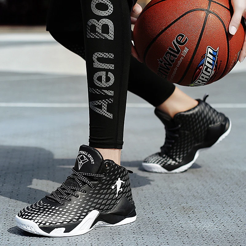 Brand Professional Boys Men Basketball Shoes Women Basketball Sneakers Anti-skid High-top Couple Breathable Man Basketball Boots