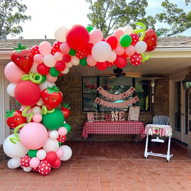 

94 pcs Strawberry Themed Balloon Chain Red Green Pink Latex Balloons Children's Day Decor Baby Shower Kids' Birthday Party Decor