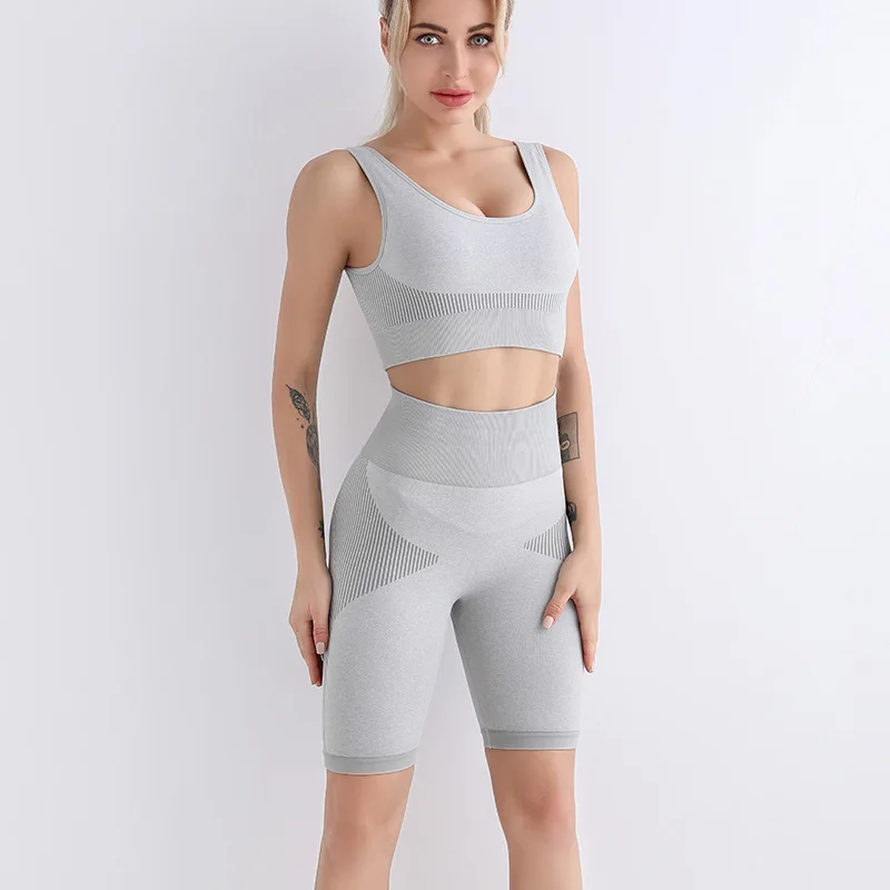 Seamless Yoga Sets Fitness Sports Set Sexy U-Neck Cropped Top High Waist Shorts 2Pcs Running Sportswear Workout Clothes Gym Sui