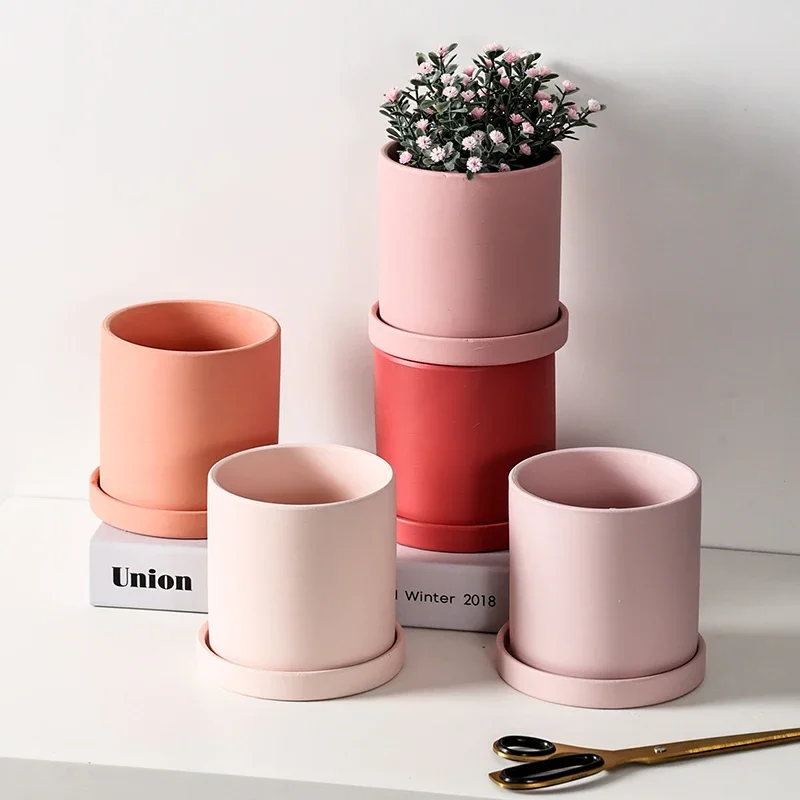 Однотонный матовый керамический цветочный горшок с подносом в скандинавском