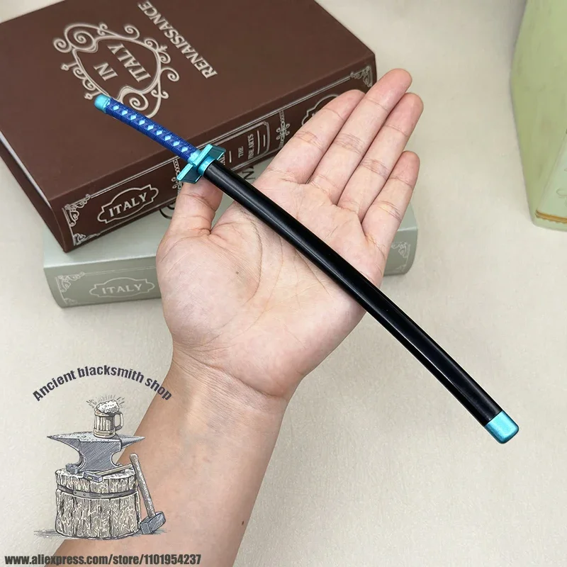 26 см Bleach Аниме Реплика Zanpakutō Pantera Katana Металлическое оружие Модель Grimmjow Jaegerjaquez 1:6