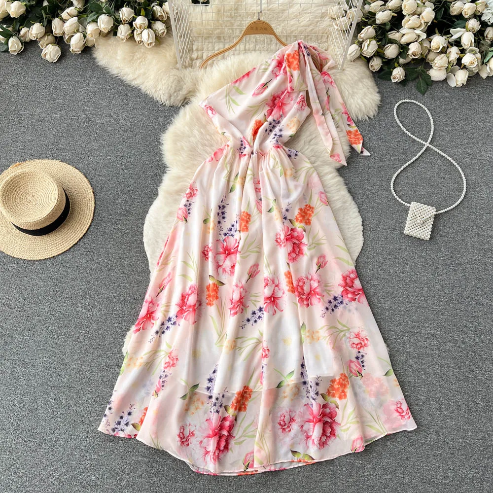 

Summer Design Sense a Shoulder Slant Neck Vacation Beach Beach Retro Floral Backless Halter Dress