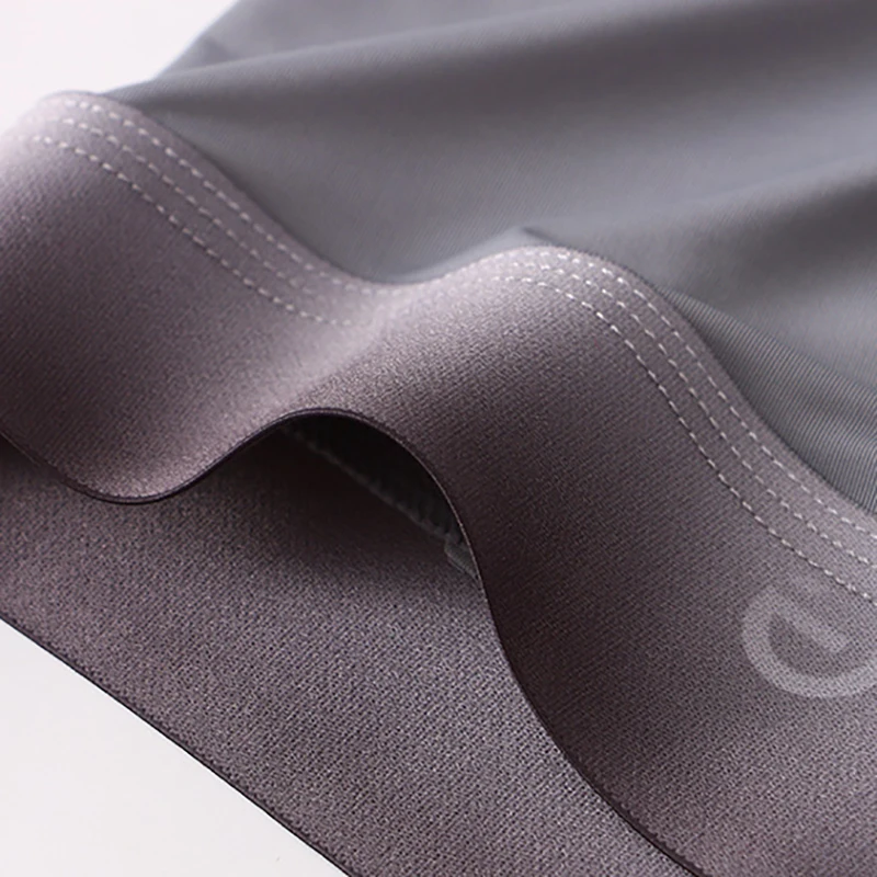 Men Panties Ice Silk Seamless Sexy Underwear Ultra Thin Breathable Flat Shorts 5A Antibacterial Mulberry Silk Flat Shorts Boxers