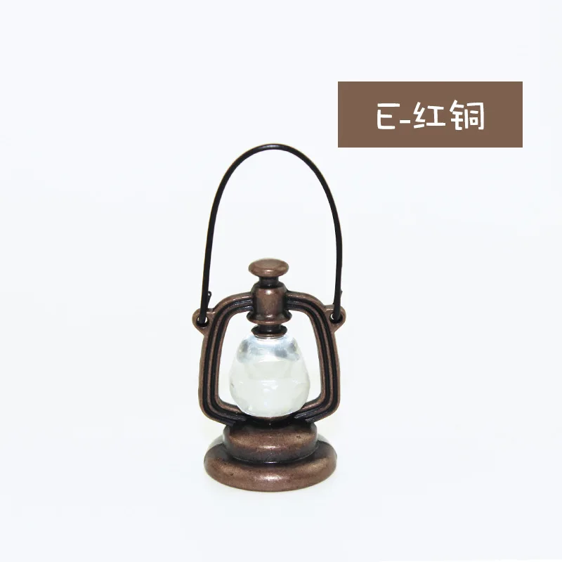 

Миниатюрные фигурки для домика 5 цветов