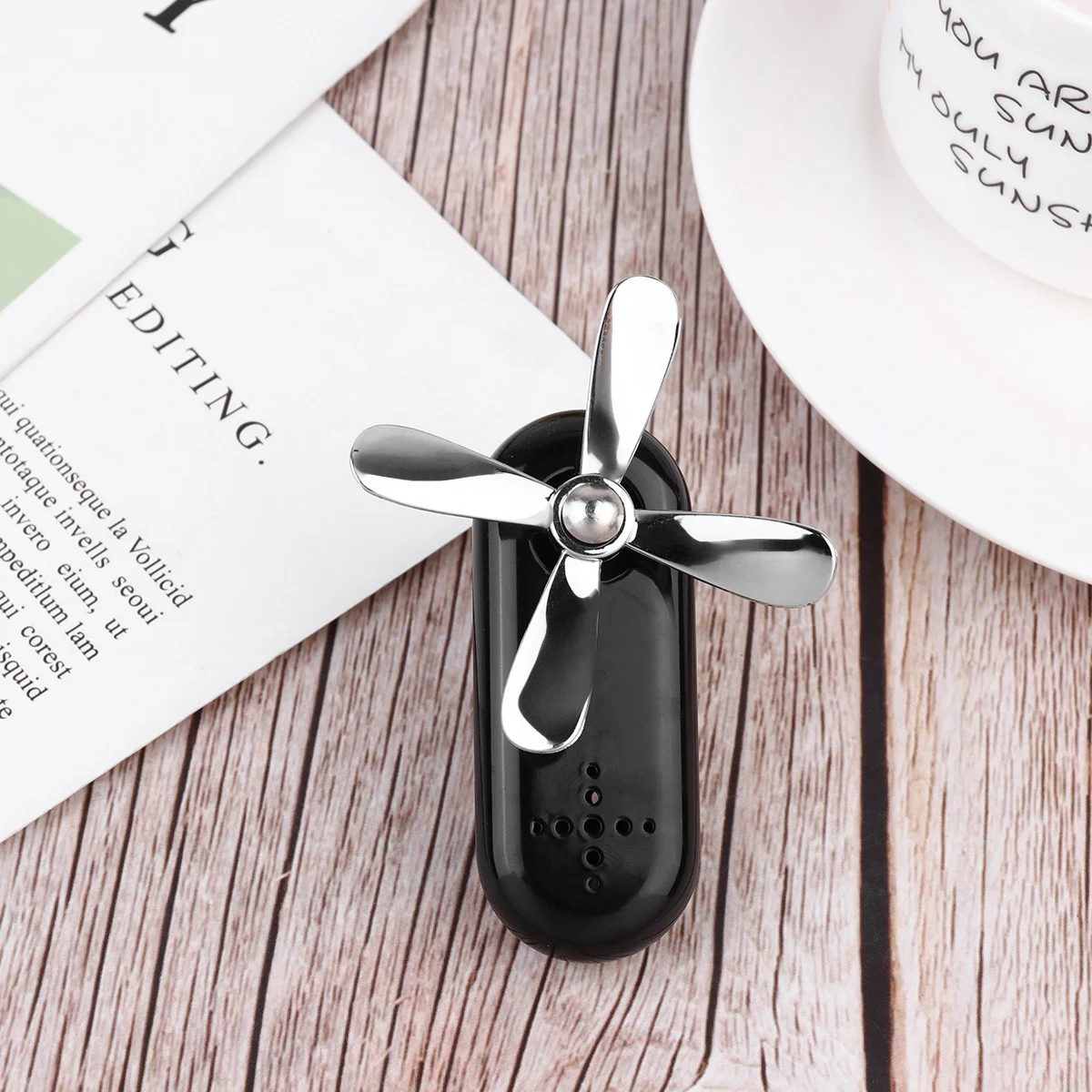 

1pc Safe Portable Car Diffuser Adornment Air Freshener for Car