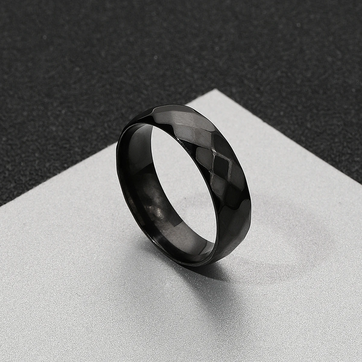 

Новое ювелирное изделие из нержавеющей стали в стиле панк с неровной поверхностью, персонализированное титановое кольцо