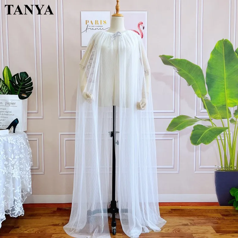 

Длинный Тюлевая накидка, элегантный простой свадебный плащ, аксессуары для невесты, богемная белая свадебная шаль, настоящая фотография Таня