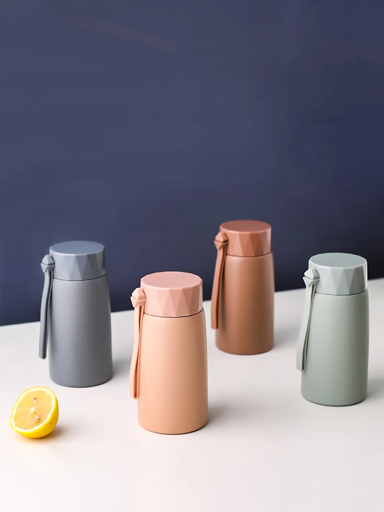 

Portable Watter Thermos Vaccum Flask Bottle Stainless Steel Double Wall Thermal Mini Thermos with Cup Bottle Coffee 2019 II50BWB