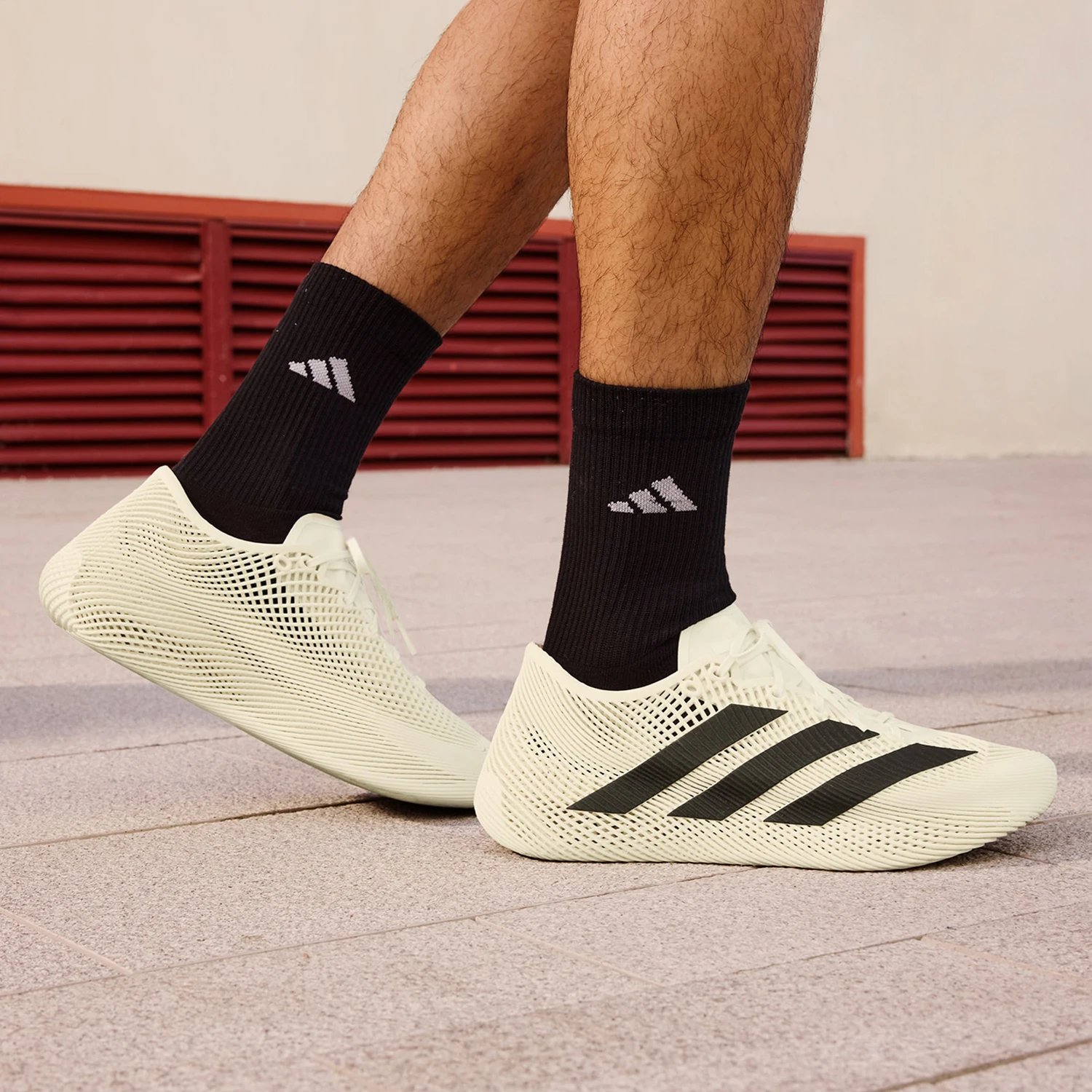 Фото Оригинальные мужские и женские спортивные кроссовки Adidas CLIMACOOL LACED KJ8968 из сетчатого материала. №1
