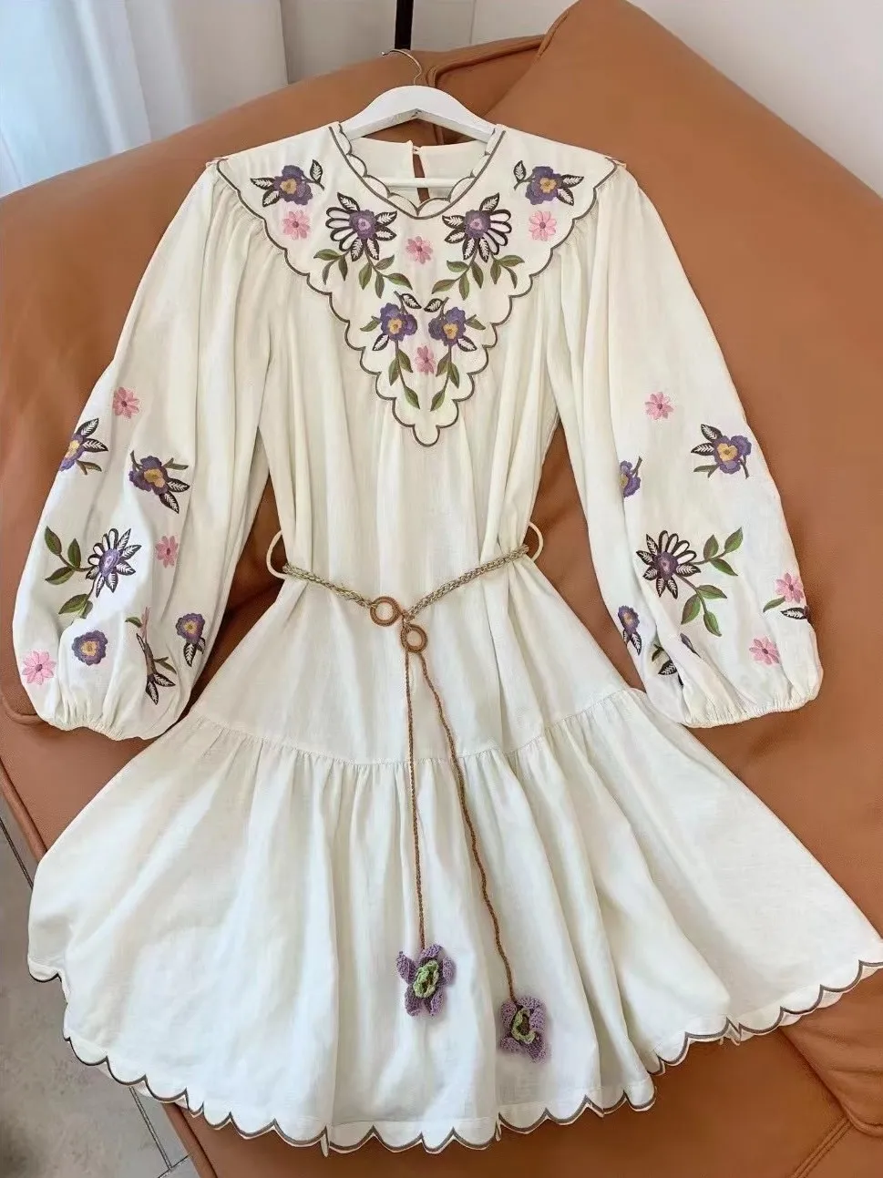 

Women Robe Floral Embroidery Ruffles Edge Lace-Up Waist Lantern Sleeve O-Neck Vintage Linen Mini Dress